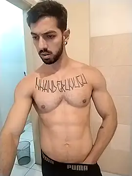 LuigiBoni online show from February 2026 12:00:02 AM