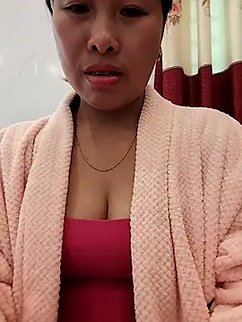 Snapshot of LanNhi_007 chatting on January 2026 08:31:02 AM LanNhi 007 online show from January 2026 08:31:02 AM