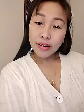 Snapshot of LanNhi_007 chatting on January 2026 02:49:01 AM LanNhi 007 online show from January 2026 02:49:01 AM