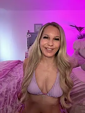 JulieSol online show from May 2026 06:32:01 AM