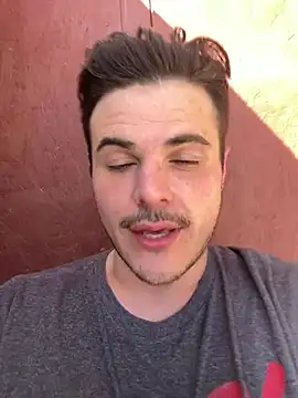 Derekmars online show from April 2026 10:40:01 PM