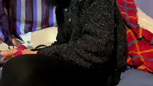 joyfullpussylicker online show from February 2026 11:48:01 AM