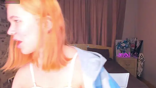 OwlLynn online show from February 2026 08:54:01 AM