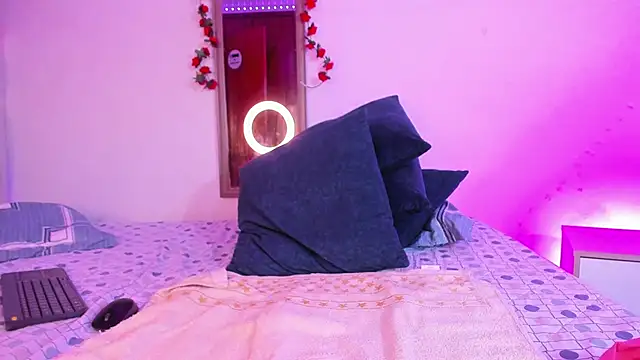 dirty sexx  online show from February 2026 06:51:01 AM