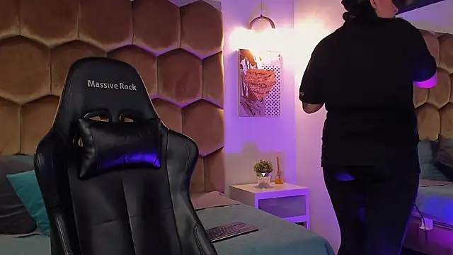 Mila laurent1 online show from February 2026 08:58:01 PM