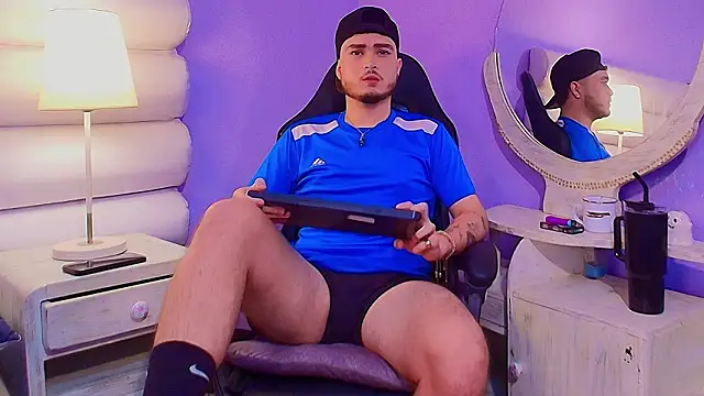 Snapshot of Salvattore_Muller chatting on February 2026 02:53:01 AM Salvattore Muller online show from February 2026 02:53:01 AM