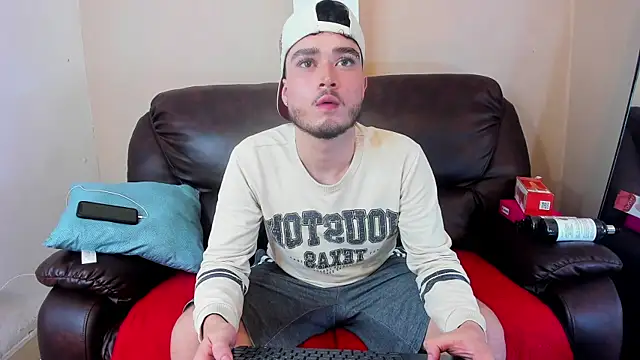 Salvattore Muller online show from April 2026 01:14:02 AM