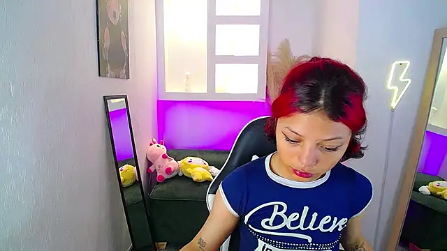Snapshot of melodyy_as chatting on May 2026 01:28:02 PM melodyy as online show from May 2026 01:28:02 PM