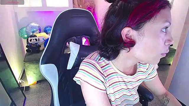 melodyy as online show from June 2026 01:56:01 PM
