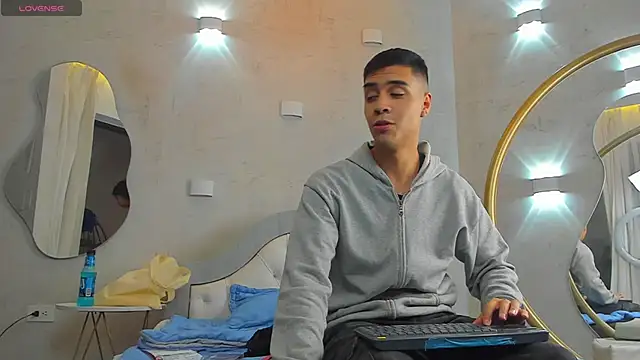 bastian and samantha online show from February 2026 04:05:02 AM