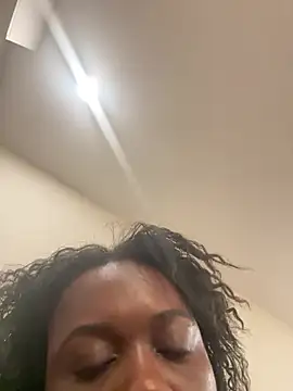 icelyne 2001 online show from August 2026 03:23:02 AM