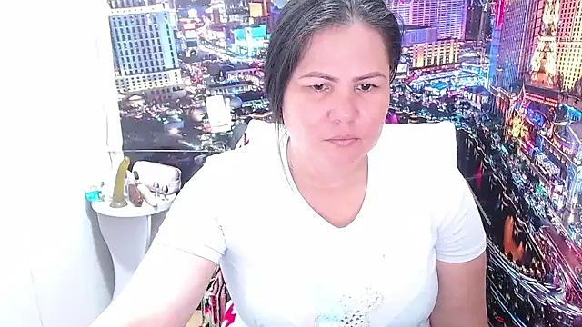 Snapshot of tila_nastyy chatting on April 2026 01:23:02 AM tila nastyy online show from April 2026 01:23:02 AM