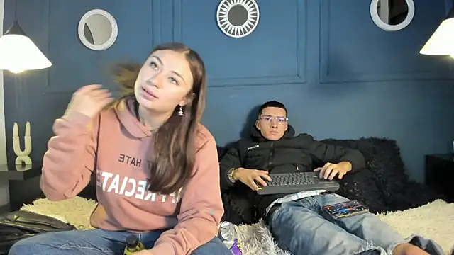 Snapshot of Iconic_souls chatting on February 2026 02:00:02 PM Iconic souls online show from February 2026 02:00:02 PM