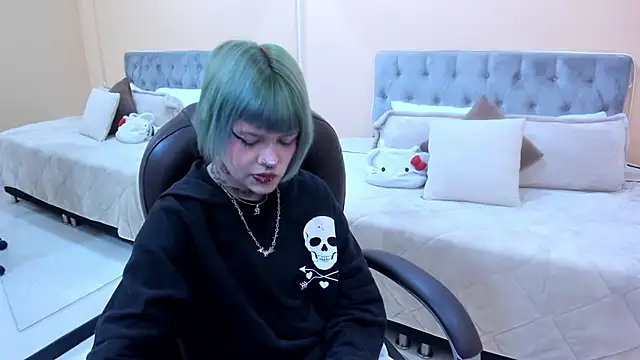 Bela Craxkerr online show from March 2026 12:46:01 PM