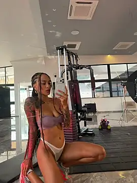 LizStorm  online show from July 2026 02:35:02 PM