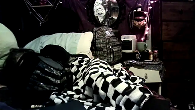 allymoon1369 online show from April 2026 07:08:02 PM