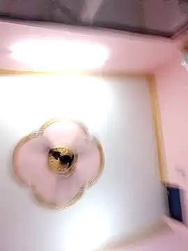 Cutiepie91 online show from April 2026 03:58:02 PM