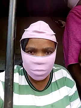 KAT AND DEE online show from February 2026 02:27:02 PM