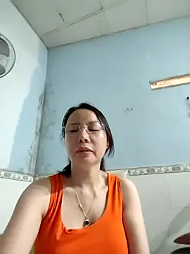 Famrita online show from April 2026 12:21:02 AM