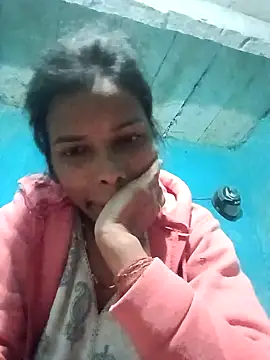 priyasharma899 online show from January 2026 06:22:01 PM