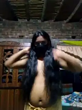 Hot Sweeti online show from April 2026 01:17:02 PM