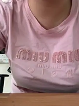 Donna9696 online show from May 2026 01:03:01 AM
