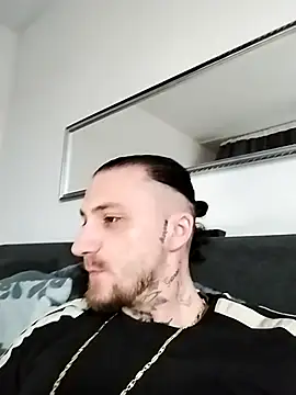 Snapshot of SemoBoy96 chatting on January 2026 01:05:01 PM SemoBoy96 online show from January 2026 01:05:01 PM