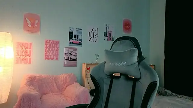 dinnerwithflowers online show from February 2026 01:04:01 PM