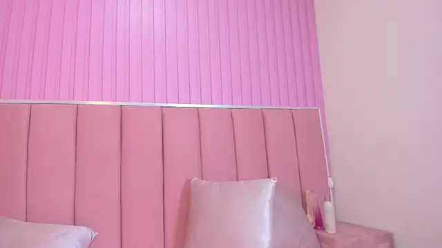 Zoehoney hl online show from February 2026 08:40:02 AM