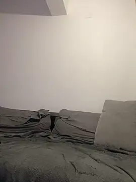 Snapshot of latinCuplex chatting on February 2026 01:21:01 AM latinCuplex online show from February 2026 01:21:01 AM