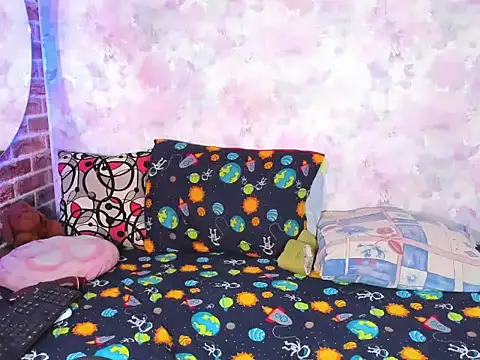 sara sant online show from April 2026 04:47:02 PM