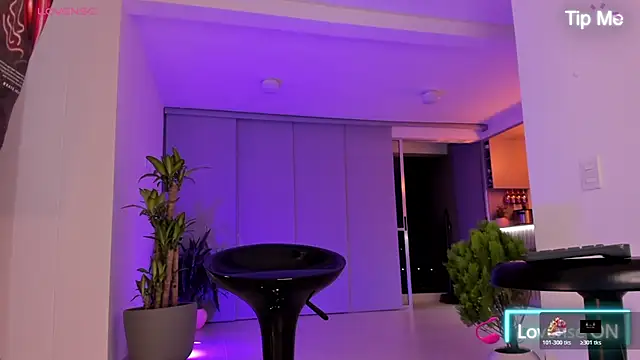 LennerCollins  online show from April 2026 02:10:01 AM