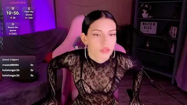 Kelly  Bunny online show from June 2026 02:33:01 PM
