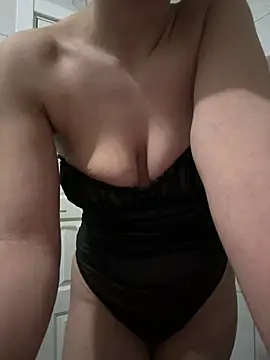 MisyonerNur online show from February 2026 08:31:02 PM