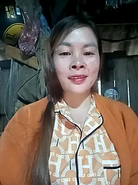 Bling sexy online show from February 2026 12:42:02 AM