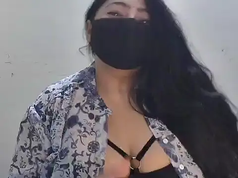 Snapshot of GaggingGirl_ chatting on May 2026 12:35:01 PM GaggingGirl online show from May 2026 12:35:01 PM