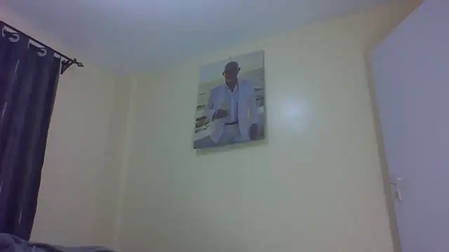 Snapshot of vhahangwele12 chatting on April 2026 01:41:02 PM vhahangwele12 online show from April 2026 01:41:02 PM