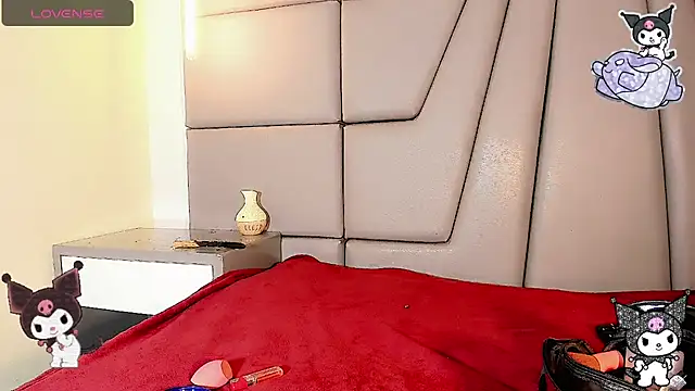 Miss-Saraii online show from March 2026 01:26:02 PM