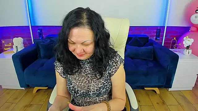 IrissMoon online show from January 2026 06:50:01 AM