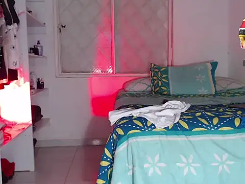 Snapshot of julieth_spencer1 chatting on January 2026 07:11:01 PM julieth spencer1 online show from January 2026 07:11:01 PM