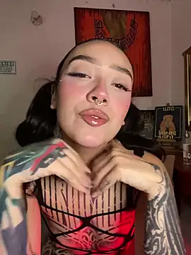 Snapshot of PUFF_BUNNY chatting on February 2026 06:30:01 PM PUFF BUNNY online show from February 2026 06:30:01 PM