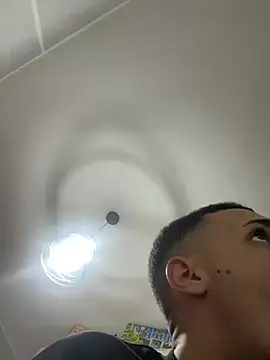 piccolo2002 online show from February 2026 05:17:02 PM