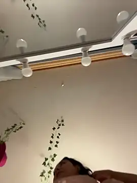 Nailealipsglossy online show from March 2026 07:04:02 AM