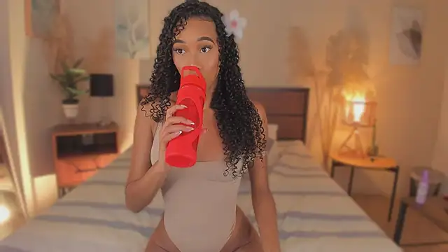 KaryMooon online show from February 2026 08:45:02 PM