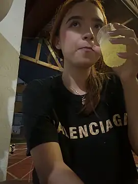 Snapshot of Carithooo chatting on February 2026 11:35:01 PM Carithooo online show from February 2026 11:35:01 PM