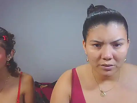 Helena-Paola online show from February 2026 05:13:02 AM