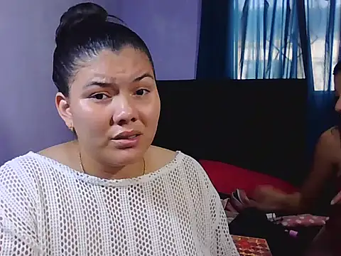 Helena-Paola online show from April 2026 08:53:02 PM