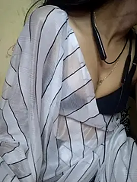 annugirl online show from February 2026 06:22:02 PM