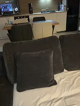 21tweetypie21 online show from February 2026 11:00:01 PM