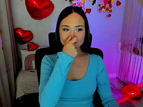 Snapshot of GlowMe chatting on February 2026 07:20:01 PM GlowMe online show from February 2026 07:20:01 PM